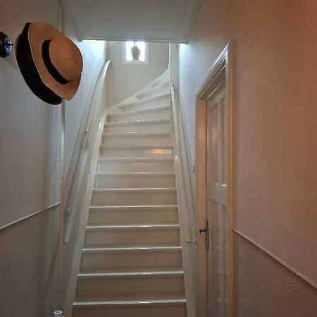 Sleep At Hamtingh's Aan De Vrijthof Hilvarenbeek