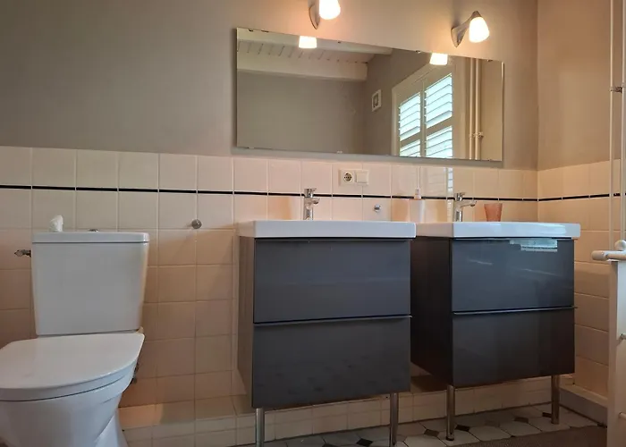 Sleep At Hamtingh's Aan De Vrijthof 3*