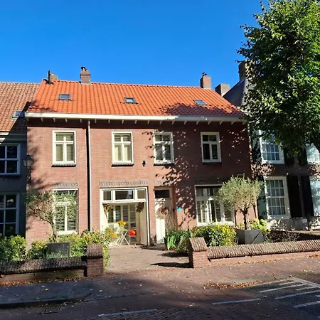 住宿加早餐酒店 Sleep At Hamtingh's Aan De Vrijthof 3*